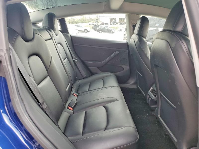 2022 TESLA MODEL 3 10