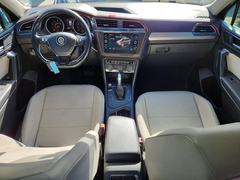 2018 VOLKSWAGEN TIGUAN SE SE 8