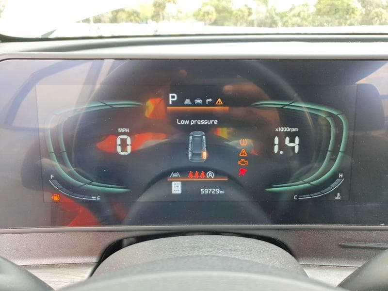 2023 KIA SPORTAGE X-LINE 9
