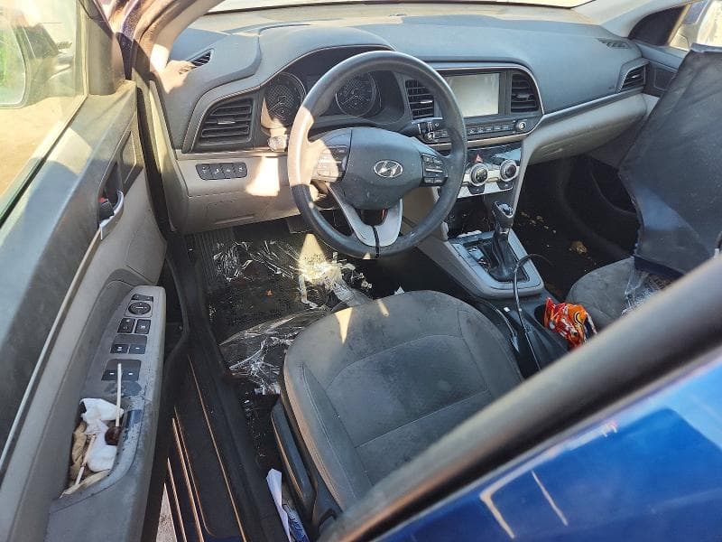 2019 HYUNDAI ELANTRA SEL 8