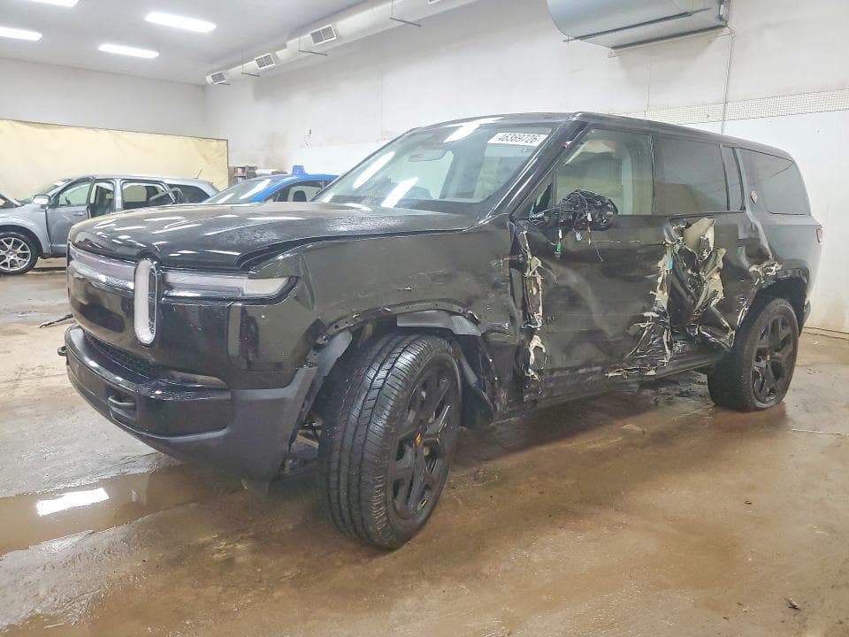 2025 RIVIAN R1S ADVENTURE