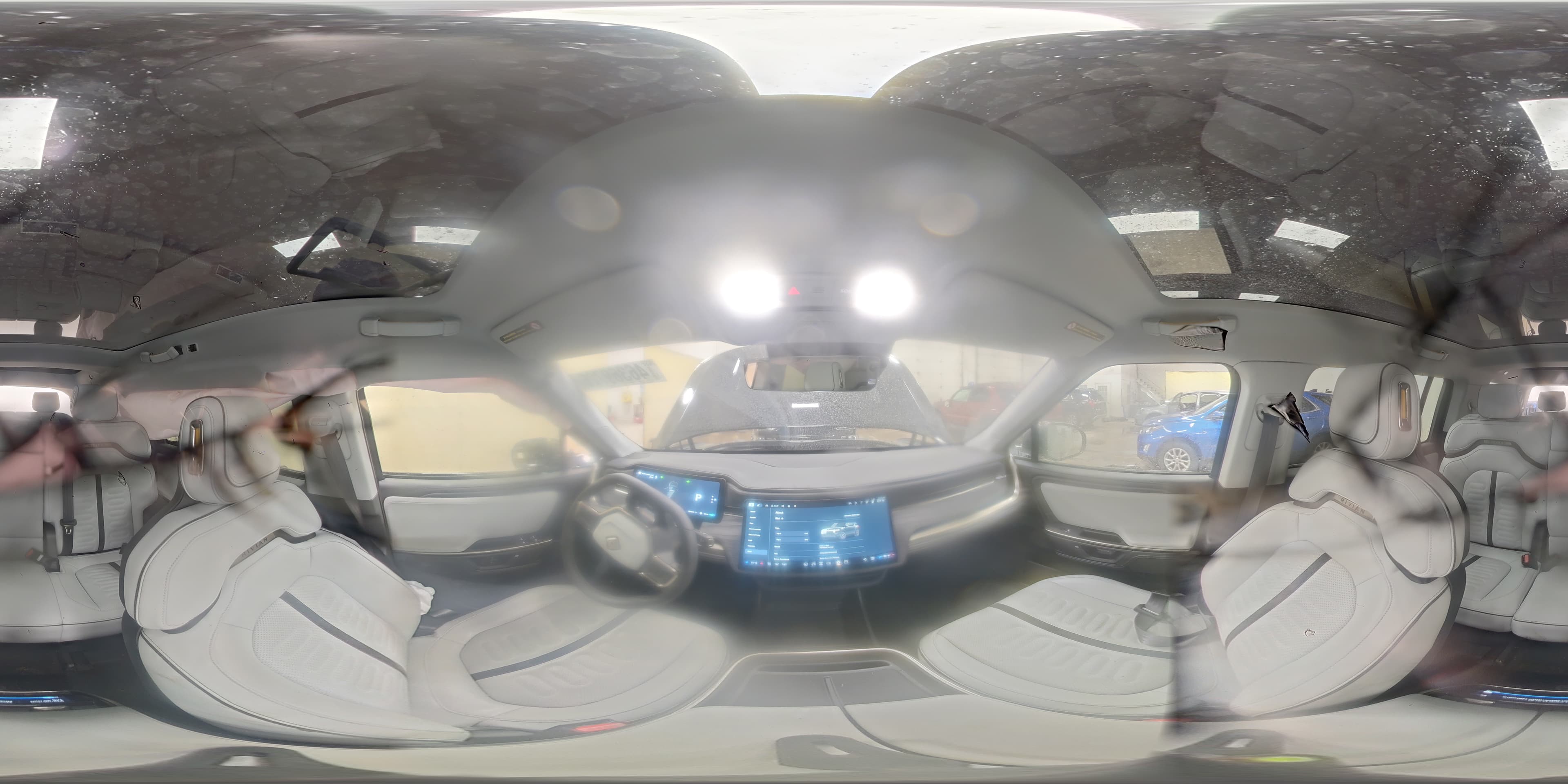 2025 RIVIAN R1S ADVENTURE 16
