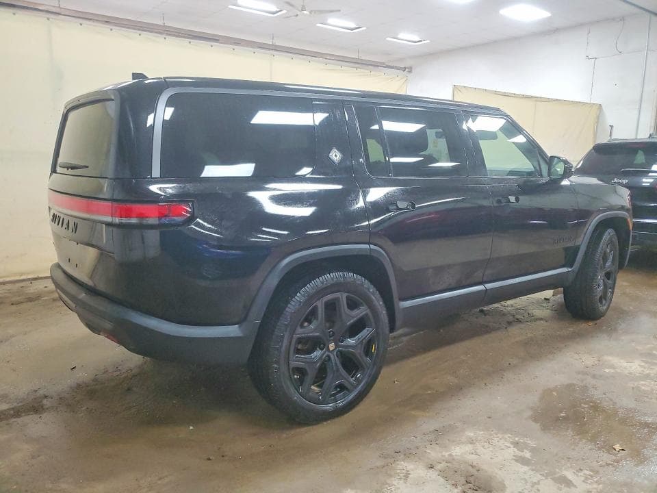 2025 RIVIAN R1S ADVENTURE 3