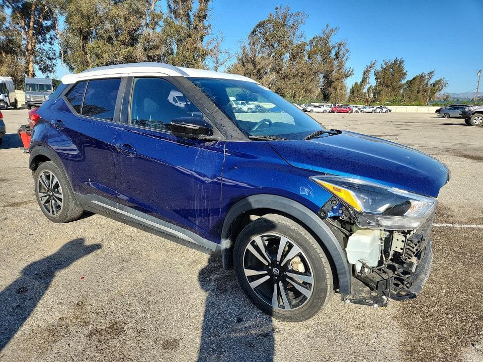 2019 NISSAN KICKS SR 4