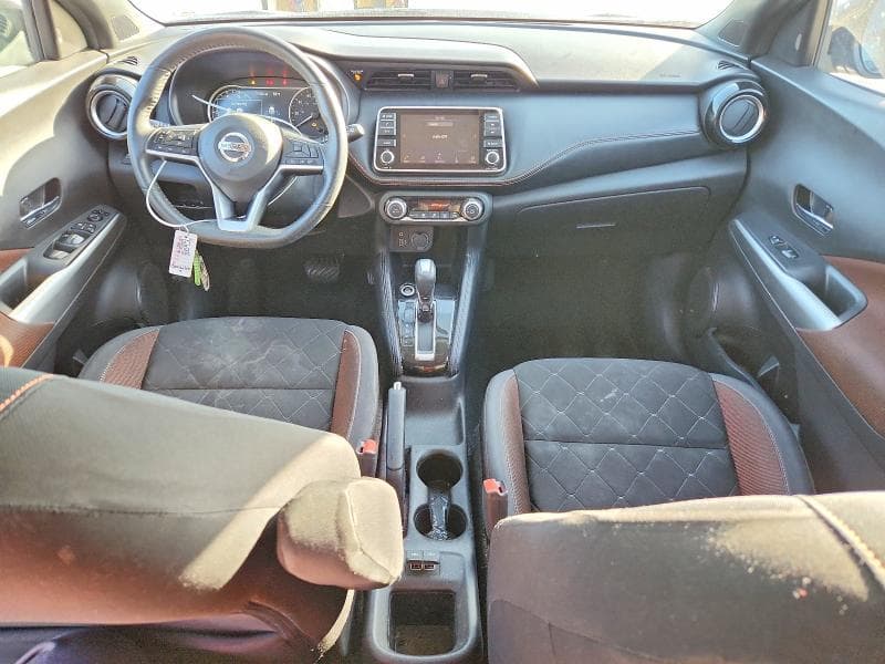 2019 NISSAN KICKS SR 8