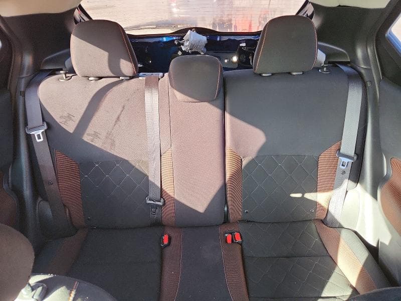 2019 NISSAN KICKS SR 10