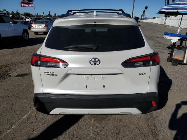 2023 TOYOTA COROLLA CROSS XLE 6