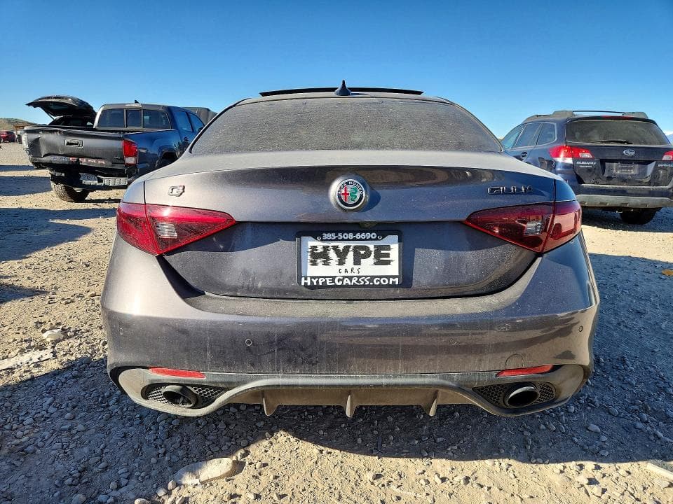 2019 ALFA ROMEO GIULIA TI 6