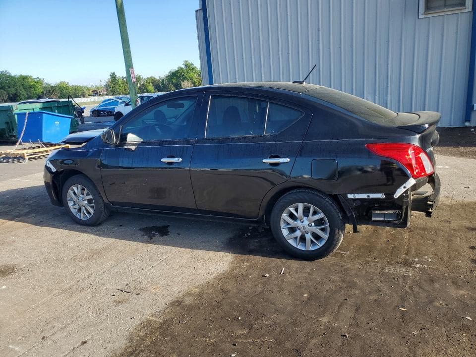 2018 NISSAN VERSA SV 2