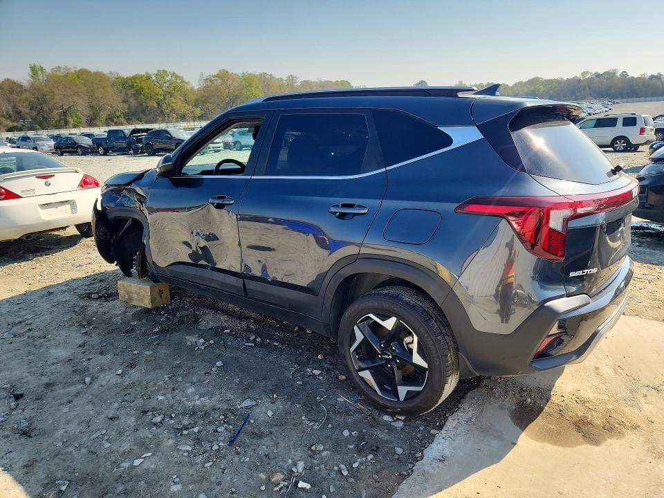 2025 KIA SELTOS EX 2