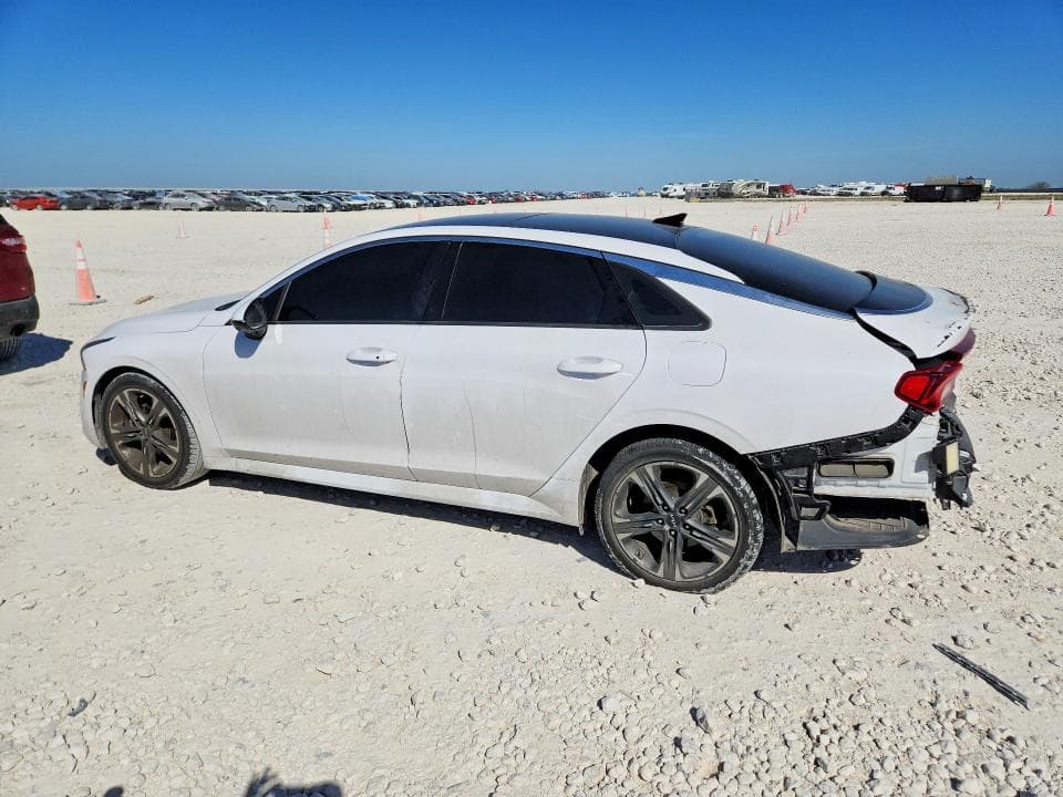 2022 KIA K5 EX 2