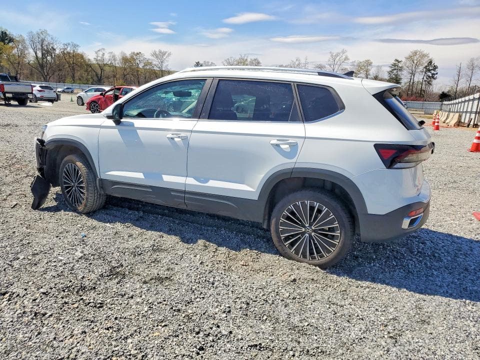 2025 VOLKSWAGEN TAOS SE 2