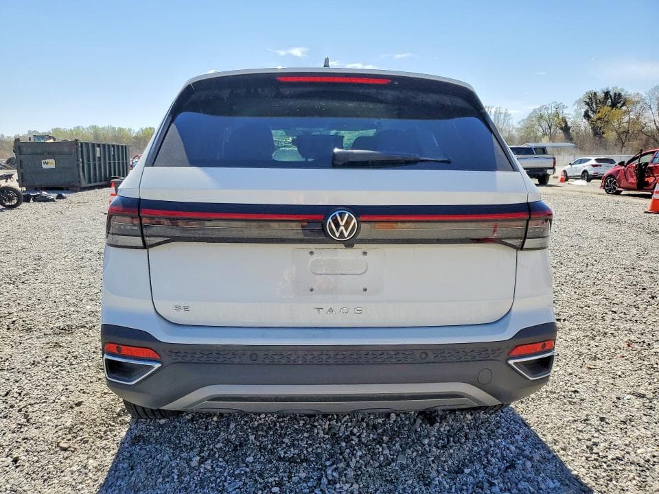 2025 VOLKSWAGEN TAOS SE 6