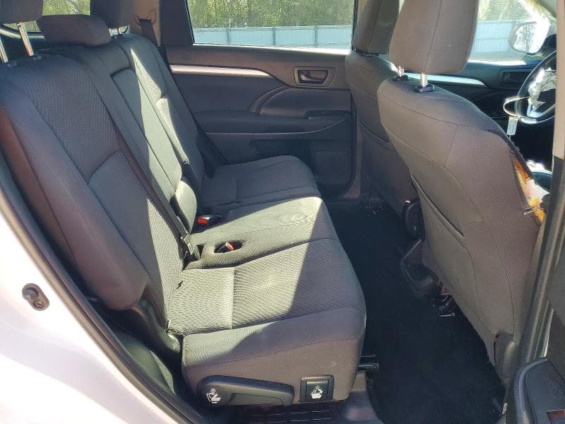 2019 TOYOTA HIGHLANDER LE 11