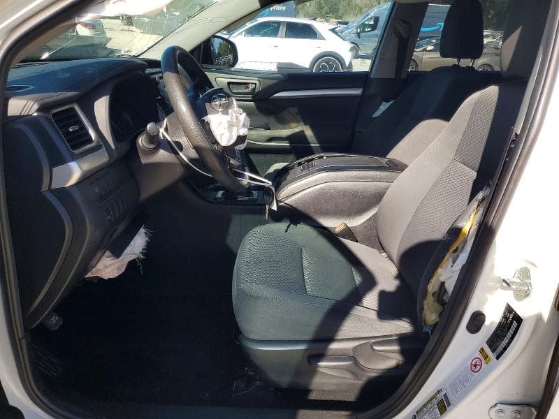 2019 TOYOTA HIGHLANDER LE 7