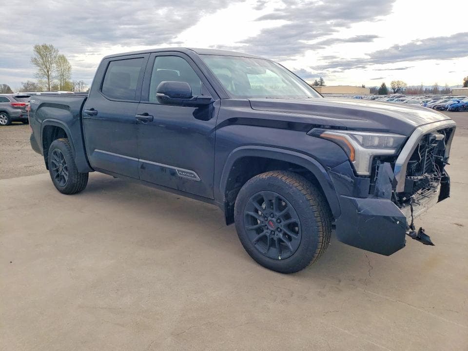 2026 TOYOTA TUNDRA PLATINUM PLATINUM 4