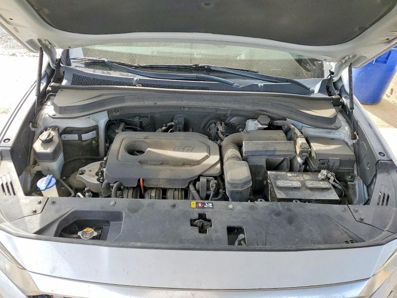2019 HYUNDAI SANTA FE SE 11