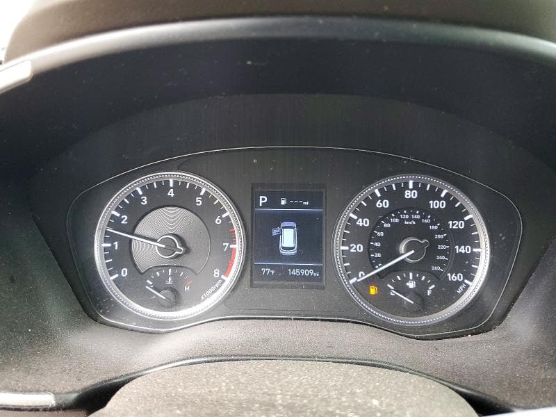 2019 HYUNDAI SANTA FE SE 9