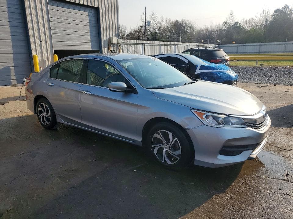2017 HONDA ACCORD LX 4