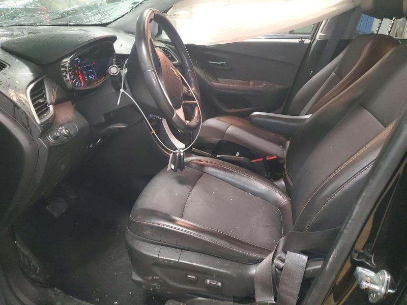 2020 CHEVROLET TRAX 1LT 7