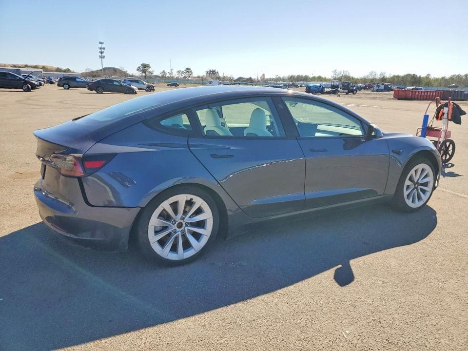 2023 TESLA MODEL 3 3