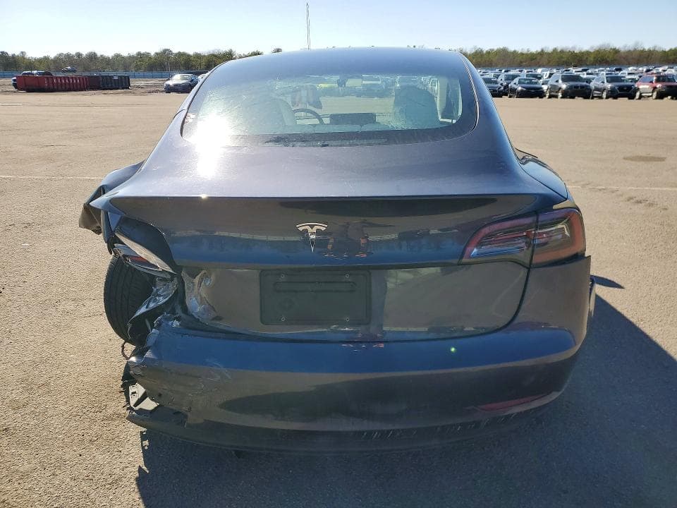 2023 TESLA MODEL 3 6