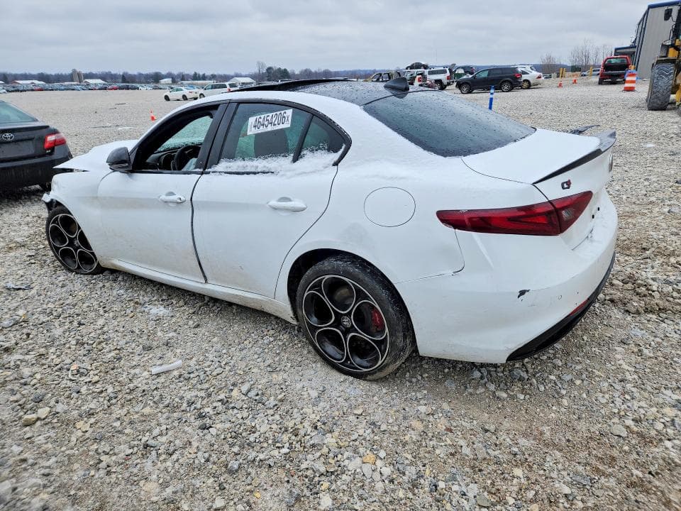 2020 ALFA ROMEO GIULIA TI 2