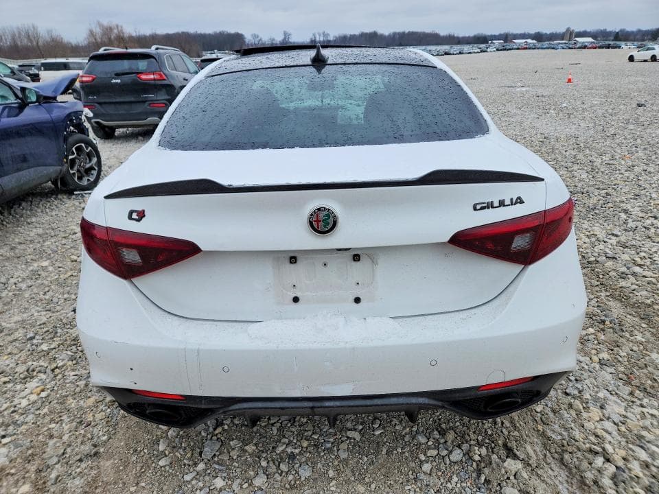 2020 ALFA ROMEO GIULIA TI 6