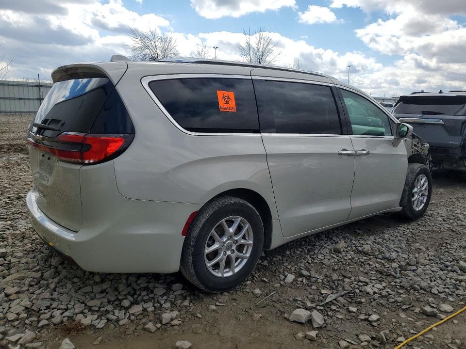 2021 CHRYSLER PACIFICA TOURING L 3