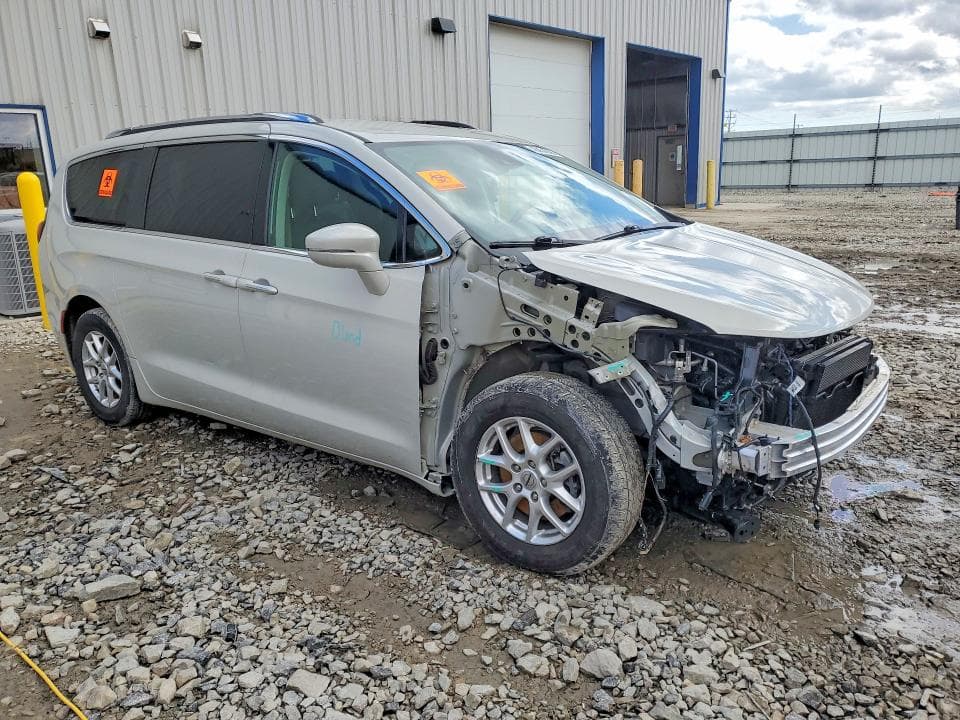 2021 CHRYSLER PACIFICA TOURING L 4