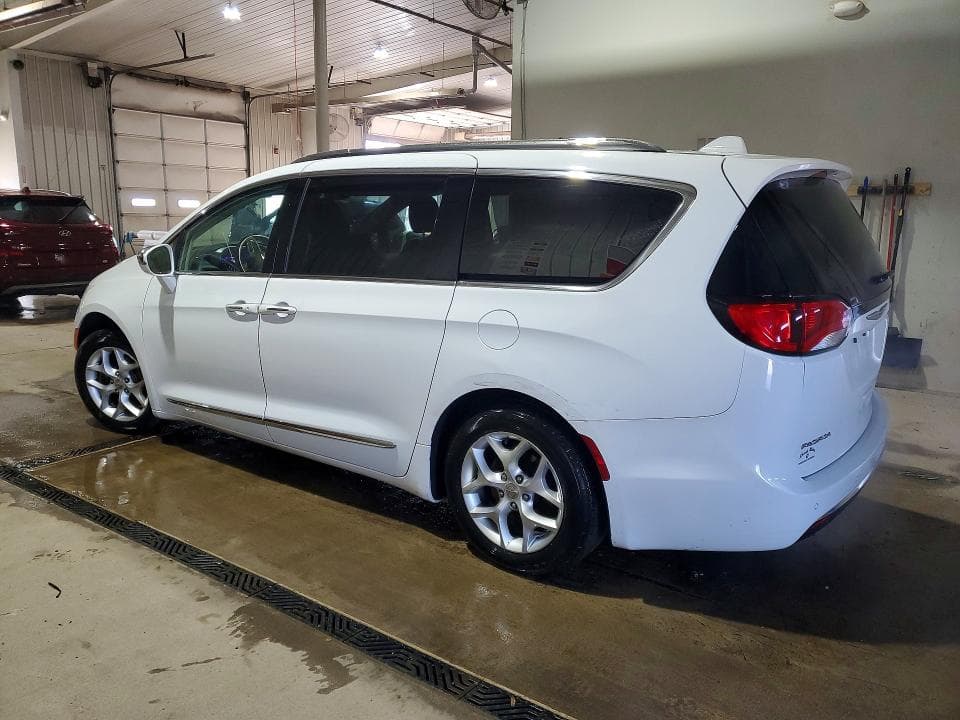 2019 CHRYSLER PACIFICA LIMITED 2