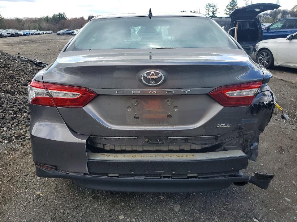 2019 TOYOTA CAMRY XLE XLE 6