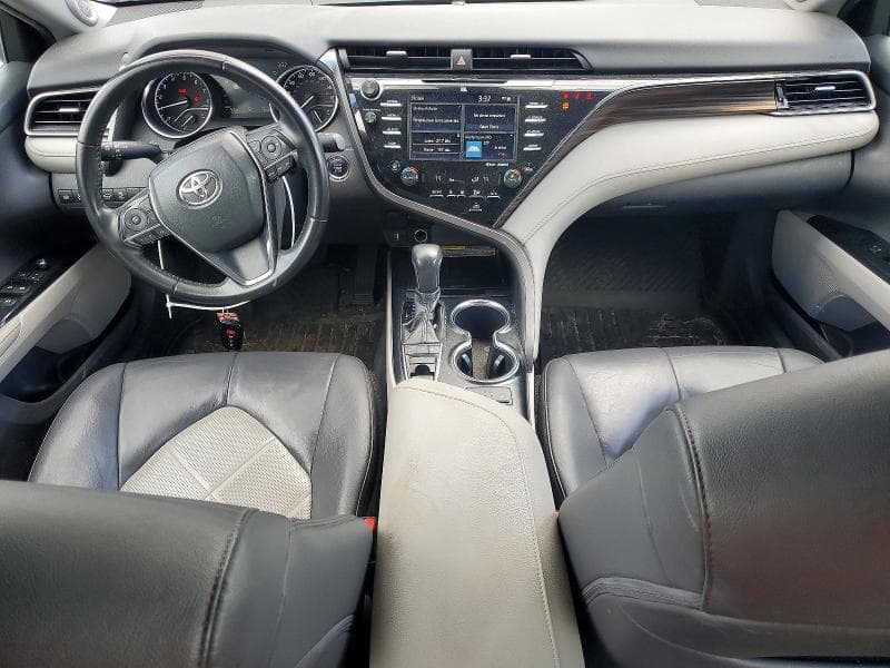 2019 TOYOTA CAMRY XLE XLE 8