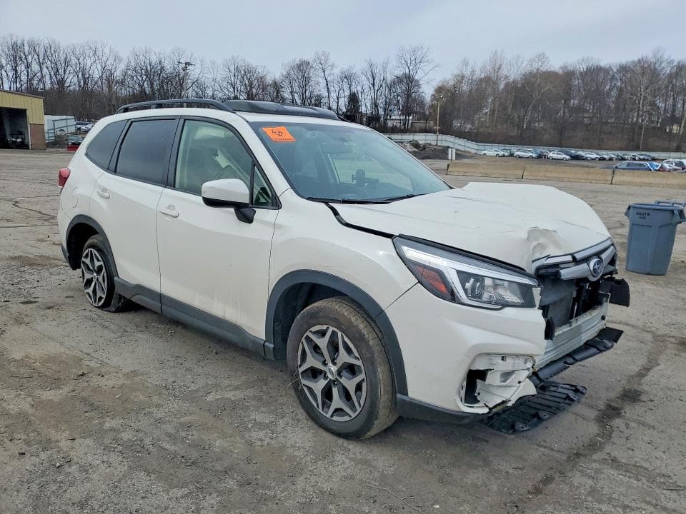 2019 SUBARU FORESTER PREMIUM 4