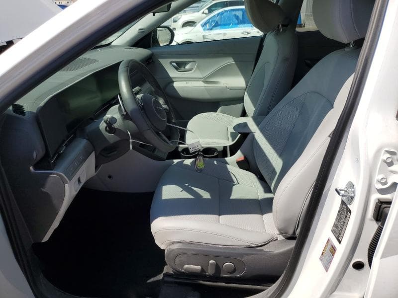 2026 HYUNDAI KONA SEL PREMIUM 7