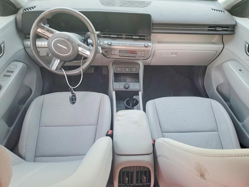 2026 HYUNDAI KONA SEL PREMIUM 8