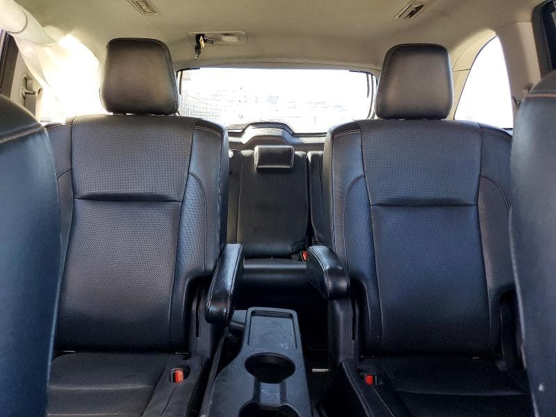 2018 TOYOTA HIGHLANDER LIMITED 10