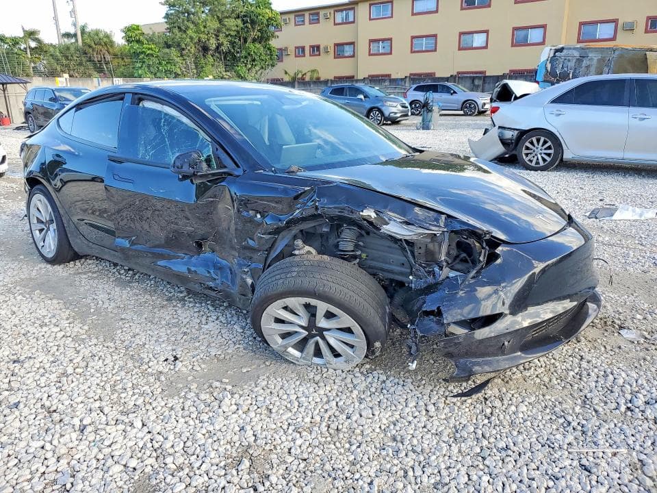 2023 TESLA MODEL 3 4