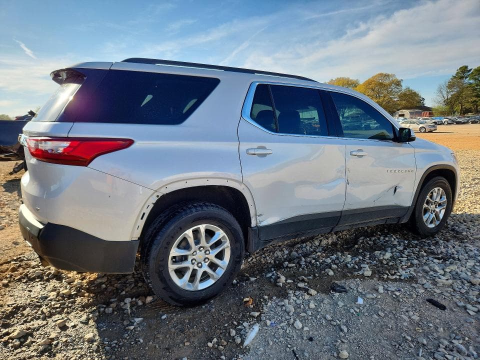 2019 CHEVROLET TRAVERSE LT 3