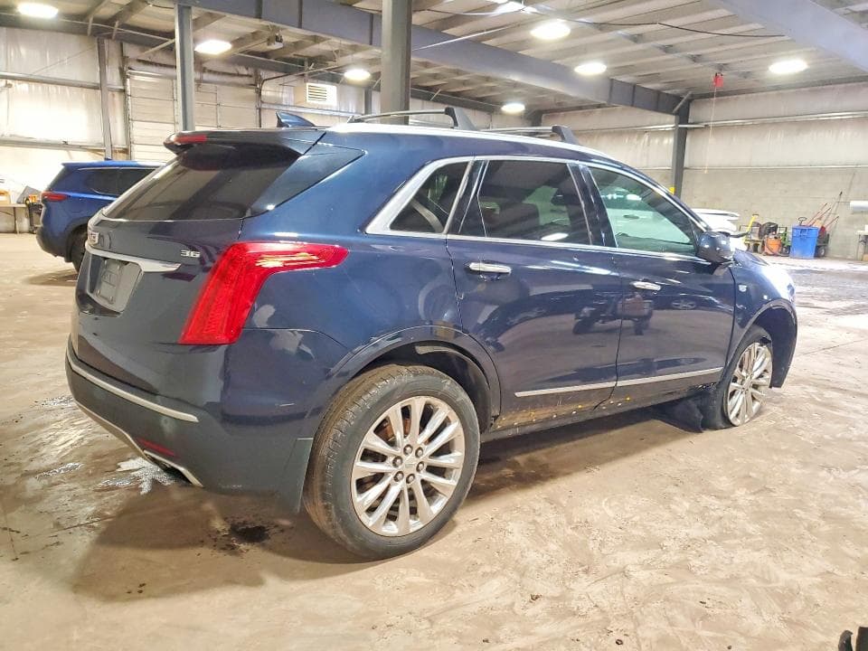 2017 CADILLAC XT5 PLATINUM 3