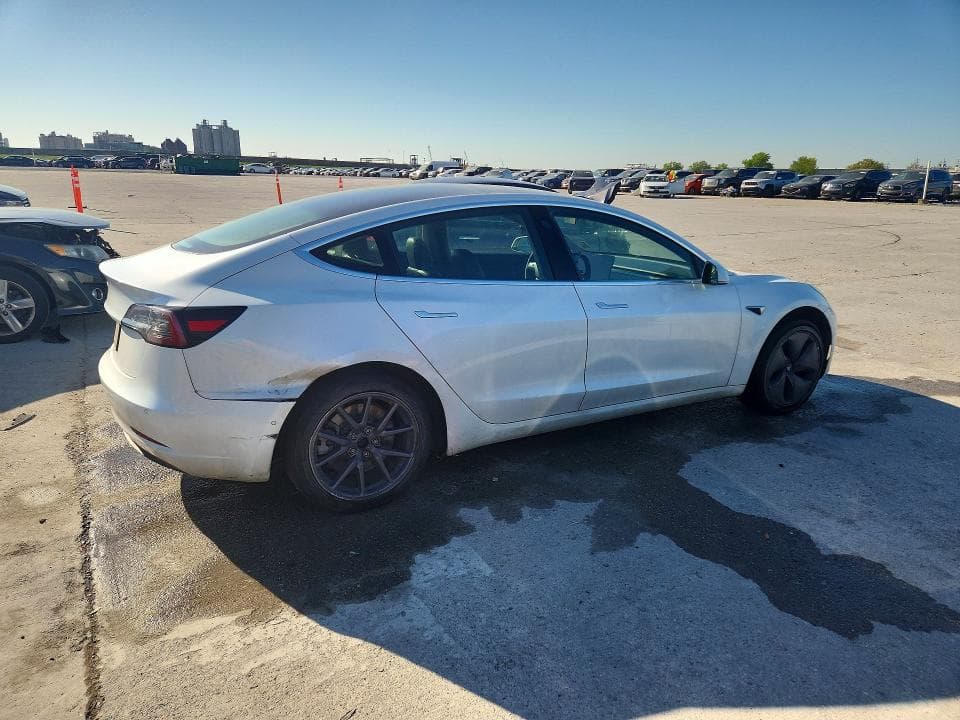 2020 TESLA MODEL 3 3