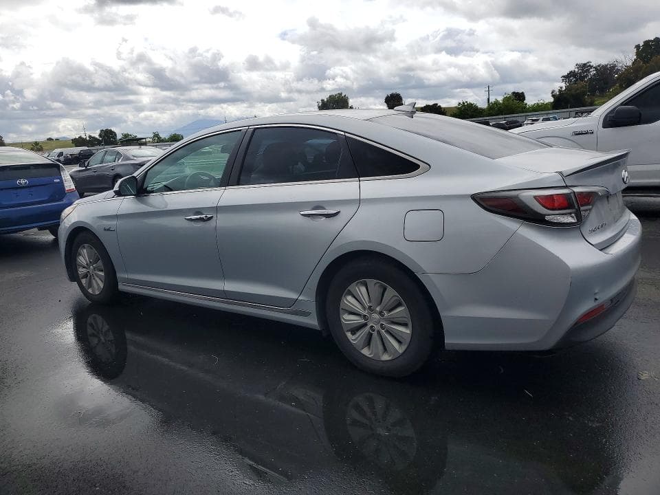 2017 HYUNDAI SONATA HYBRID SE 2