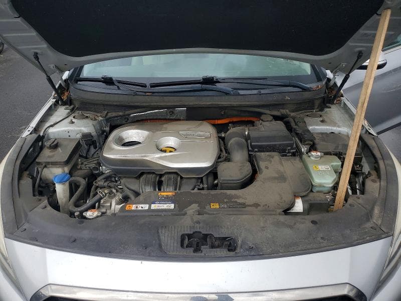 2017 HYUNDAI SONATA HYBRID SE 11