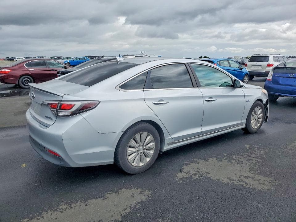 2017 HYUNDAI SONATA HYBRID SE 3