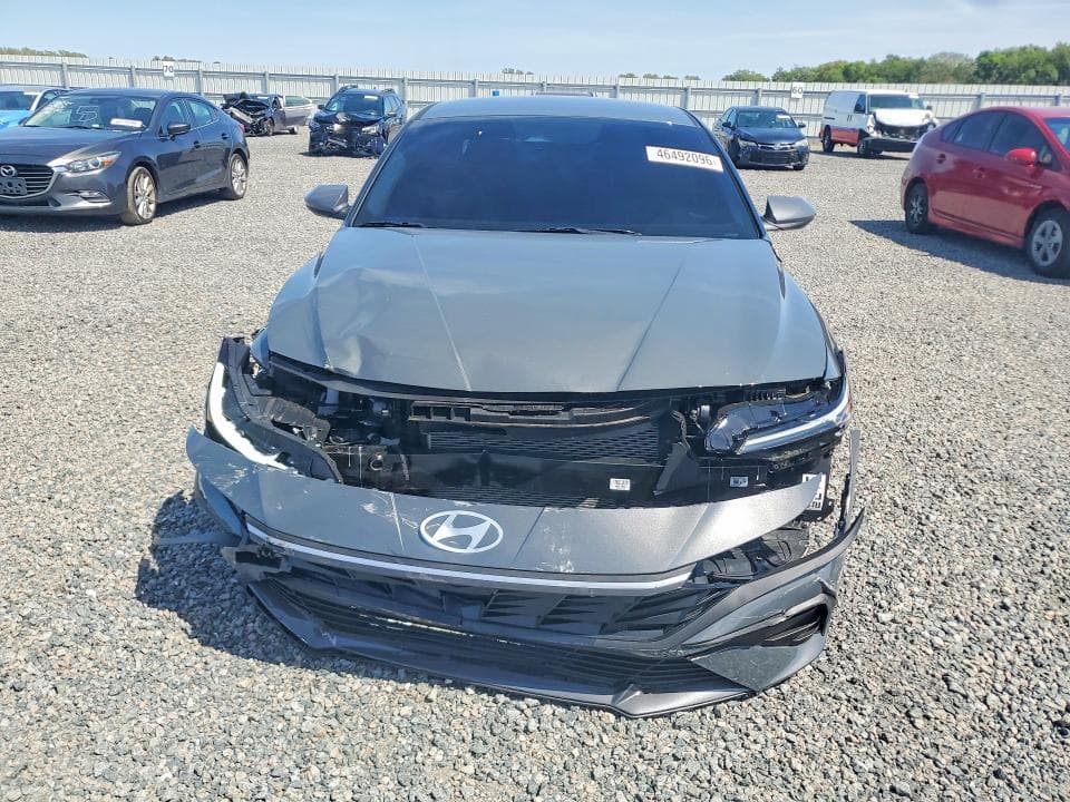 2026 HYUNDAI ELANTRA SE 5