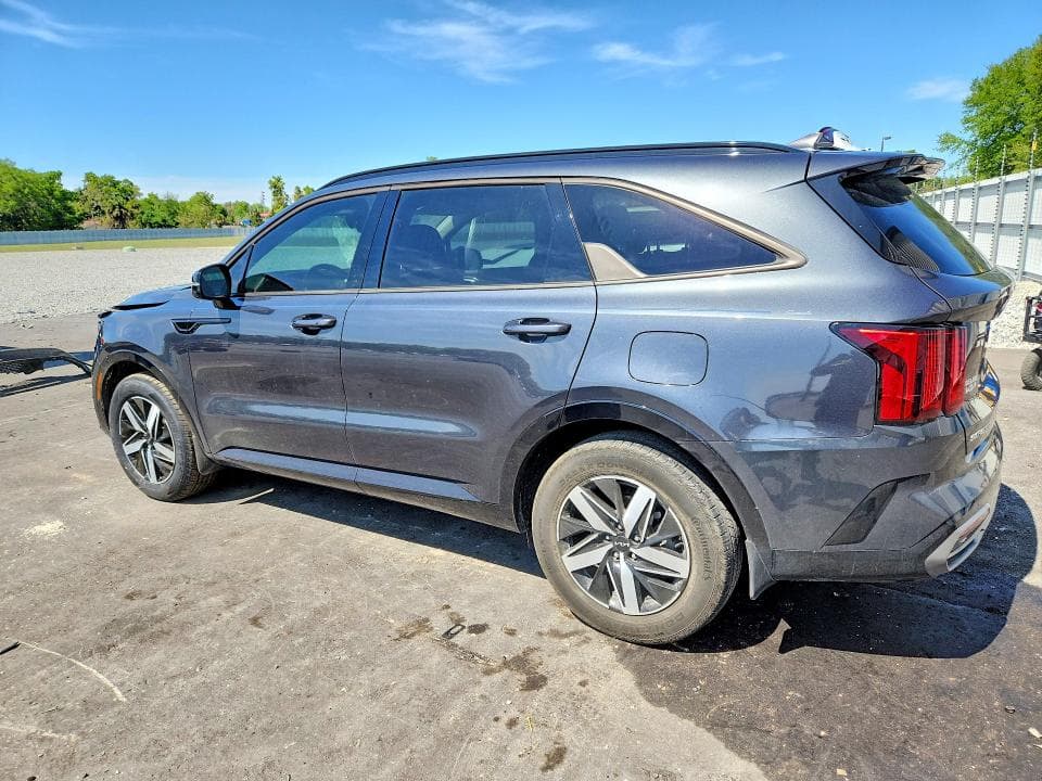 2023 KIA SORENTO S 2