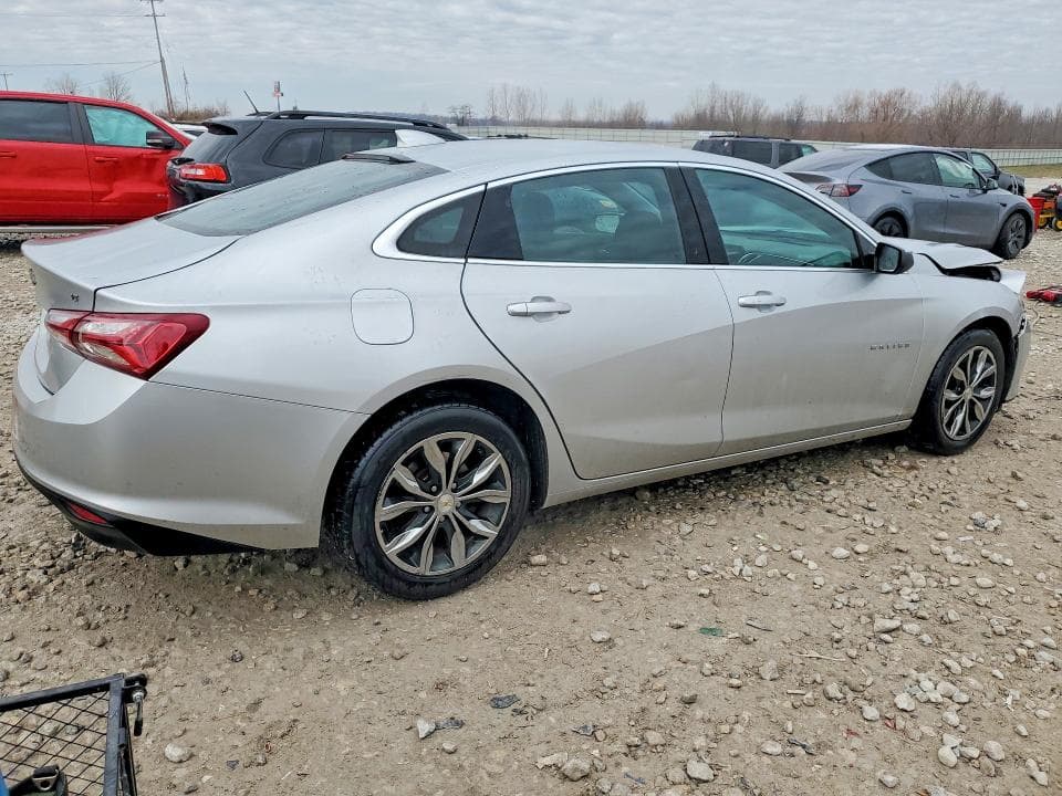 2021 CHEVROLET MALIBU LT 3