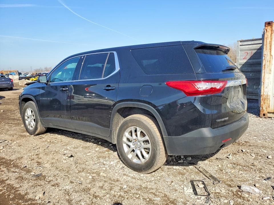 2018 CHEVROLET TRAVERSE LS 2