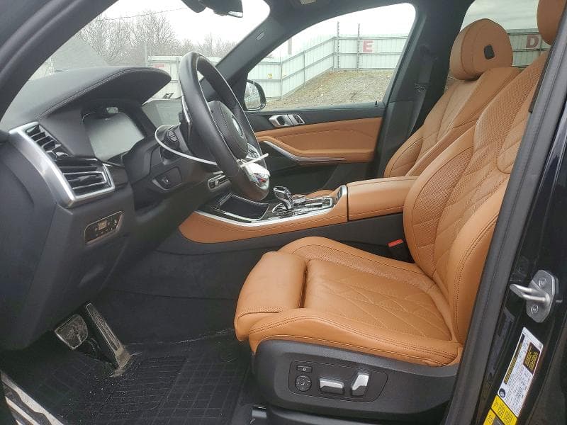 2023 BMW X5 7