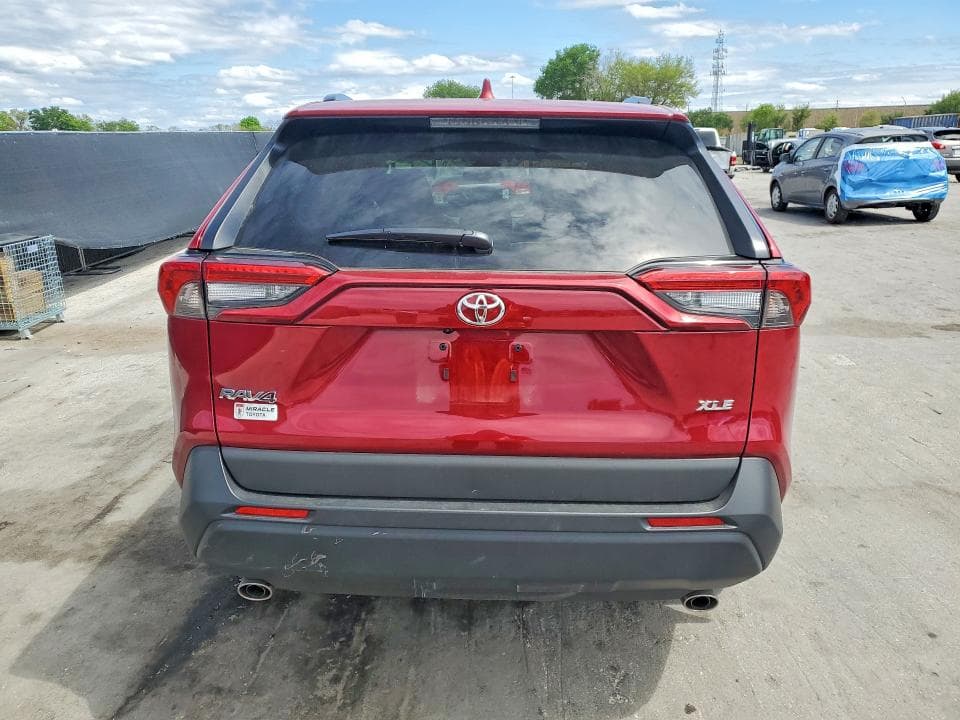 2025 TOYOTA RAV4 XLE XLE 6